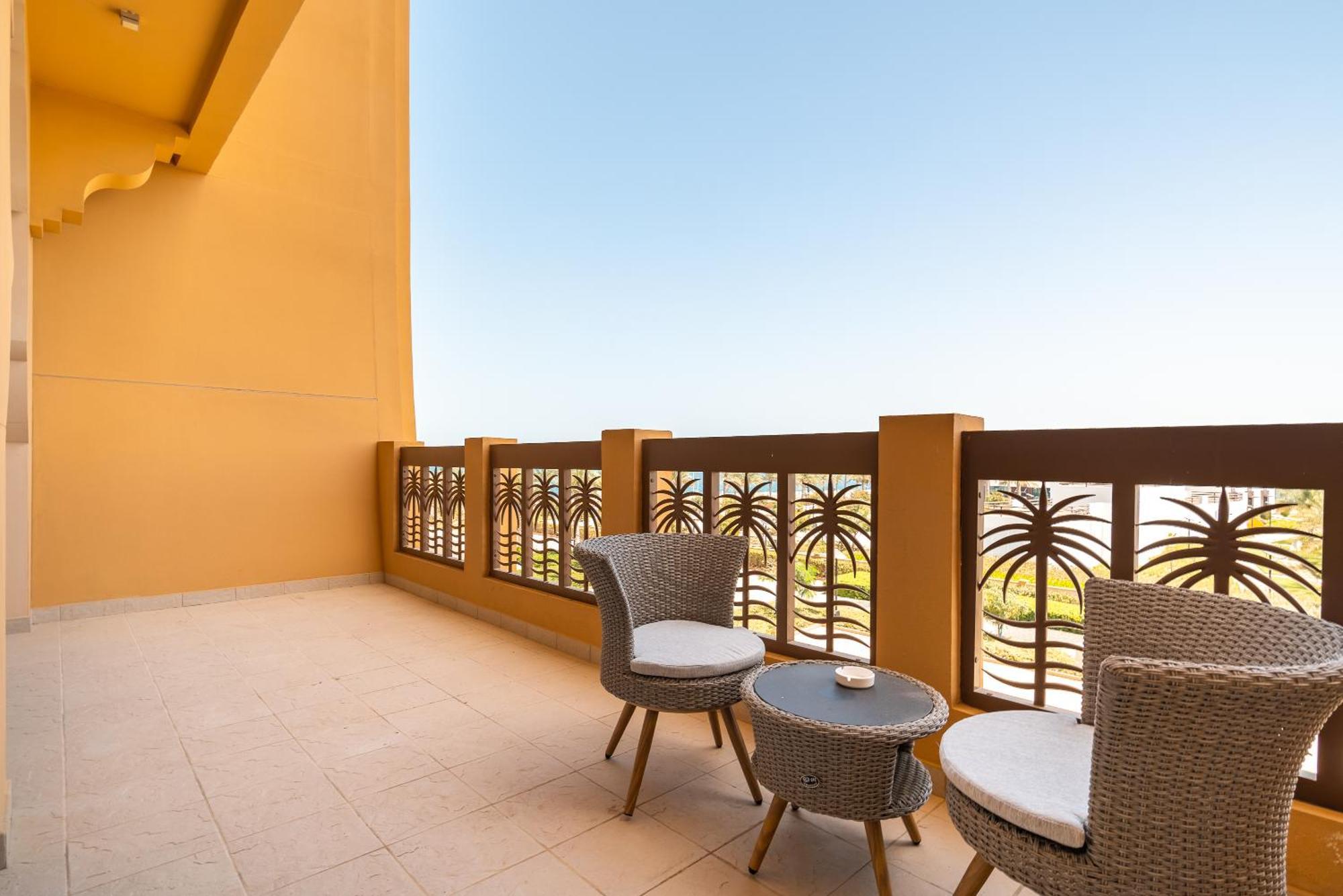 Amazing Beachfront Near Atlantis Waterpark By Simply Comfort Sarai Palm Jumeirah