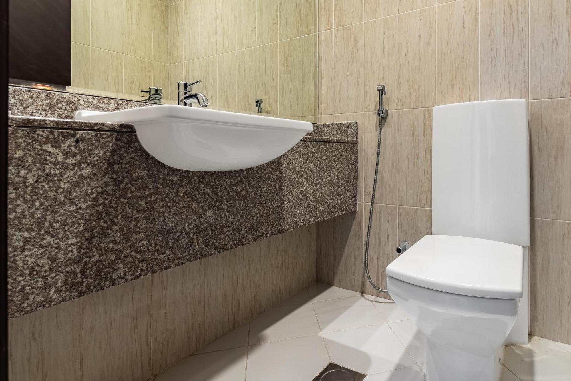 Amazing Beachfront Near Atlantis Waterpark By Simply Comfort Sarai Palm Jumeirah Apartment
