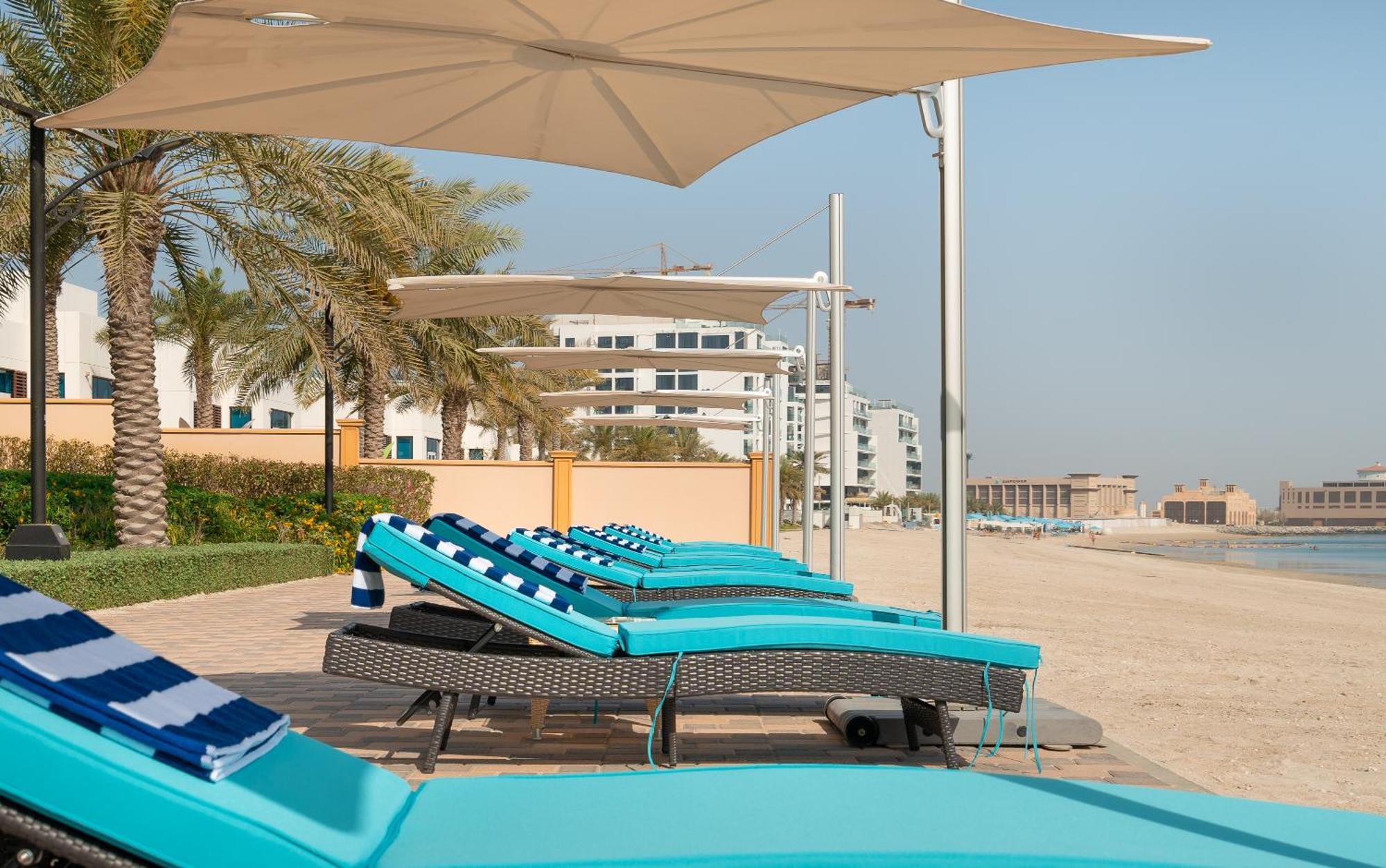 Amazing Beachfront Near Atlantis Waterpark By Simply Comfort Sarai Palm Jumeirah Apartment
