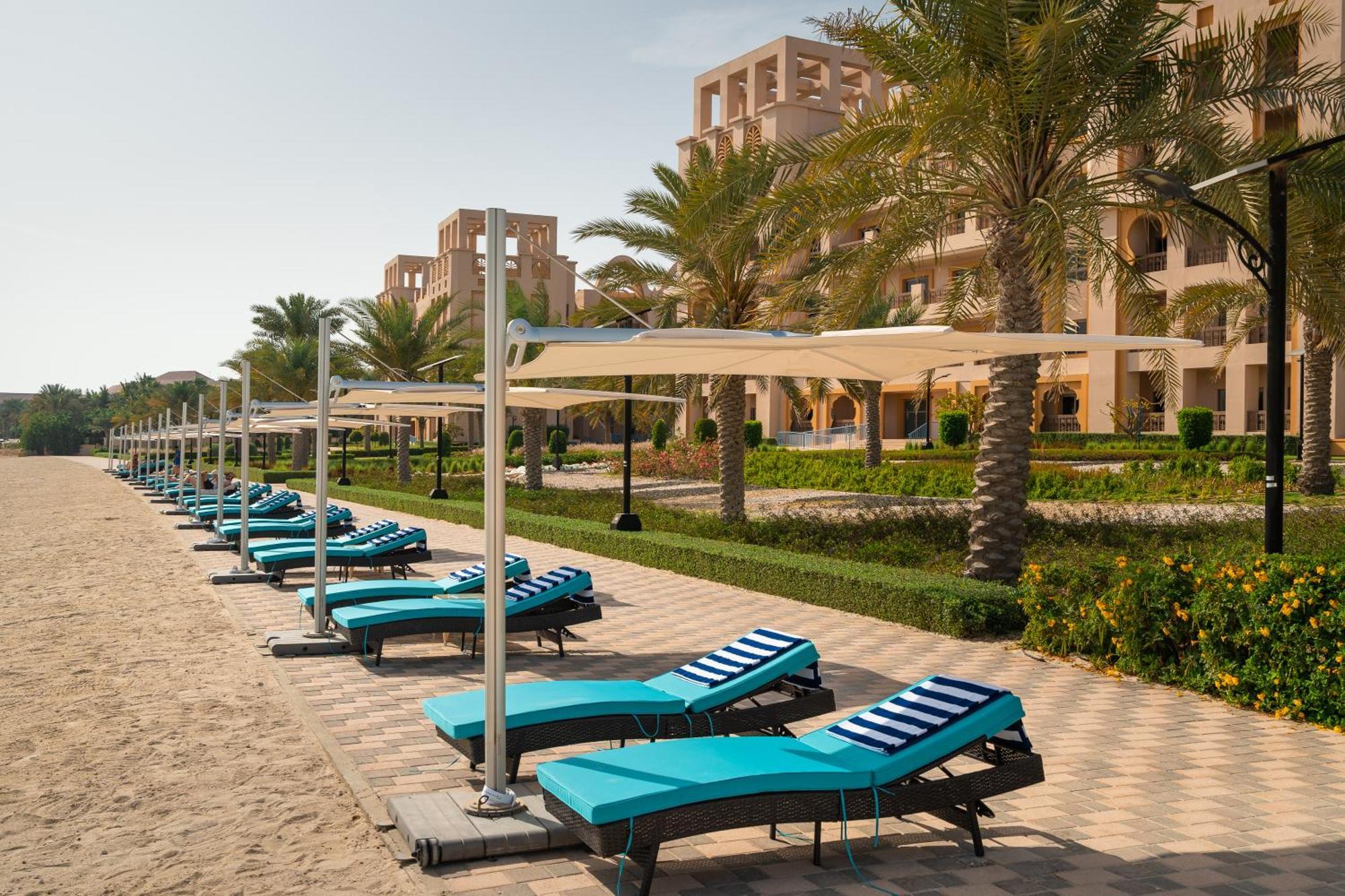 Apartment Amazing Beachfront Near Atlantis Waterpark By Simply Comfort Sarai Palm Jumeirah